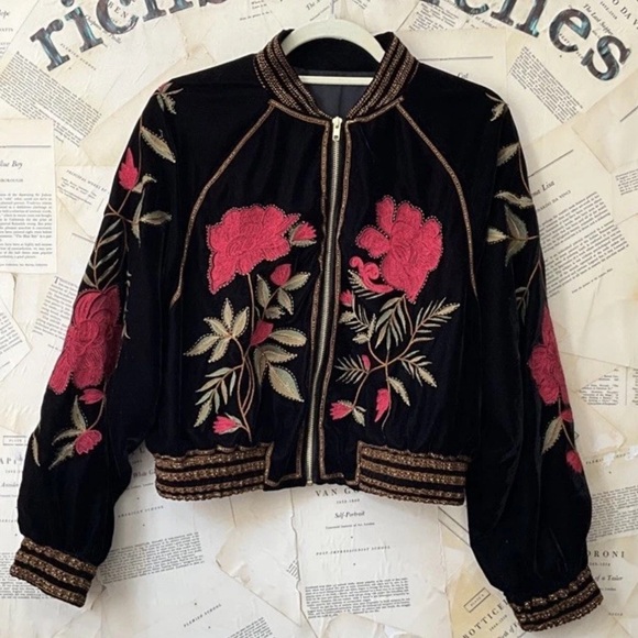 Anthropologie Floral Bomber Jacket Zipper Black Red - Picture 5 of 6